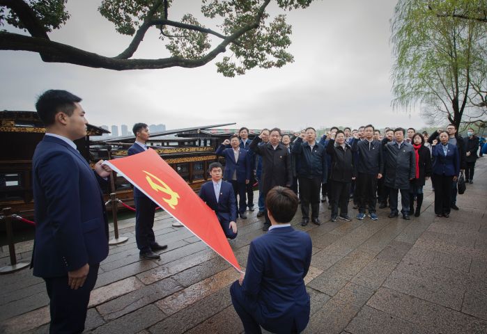 &#19975;&#35937;&#22478;&#22312;&#32447;&#30331;&#24405;&#45;&#19975;&#35937;&#22478;&#65288;&#20013;&#22269;&#65289;