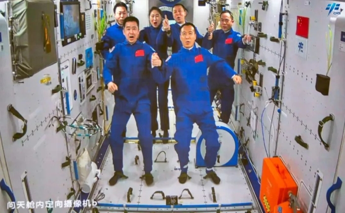 &#19975;&#35937;&#22478;&#22312;&#32447;&#30331;&#24405;&#45;&#19975;&#35937;&#22478;&#65288;&#20013;&#22269;&#65289;